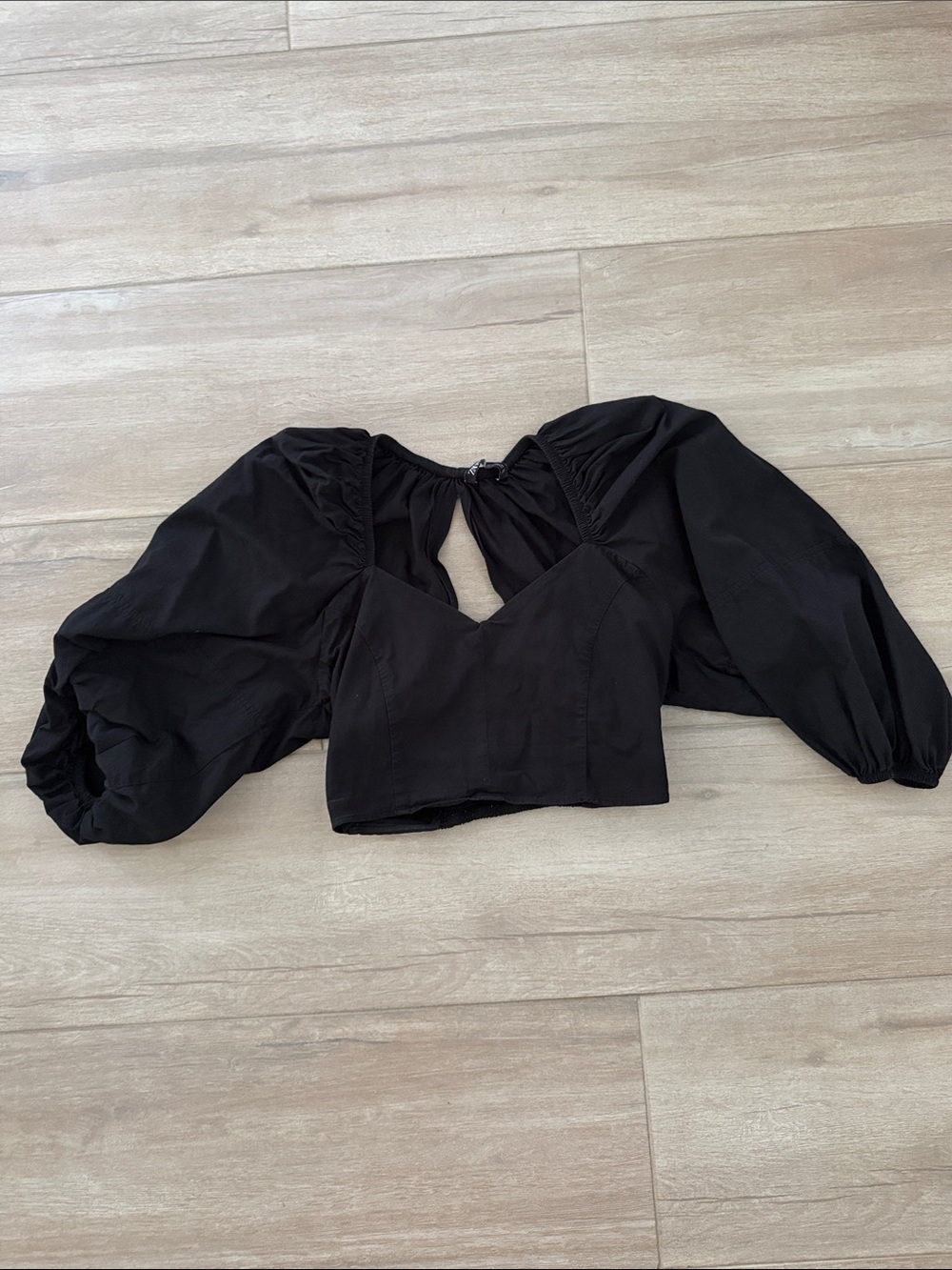 Zara Black Puff-Sleeve Crop Top
